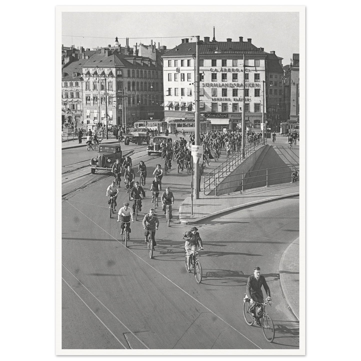 123733a4-2f54-4a30-8916-e3a4d428d6ad