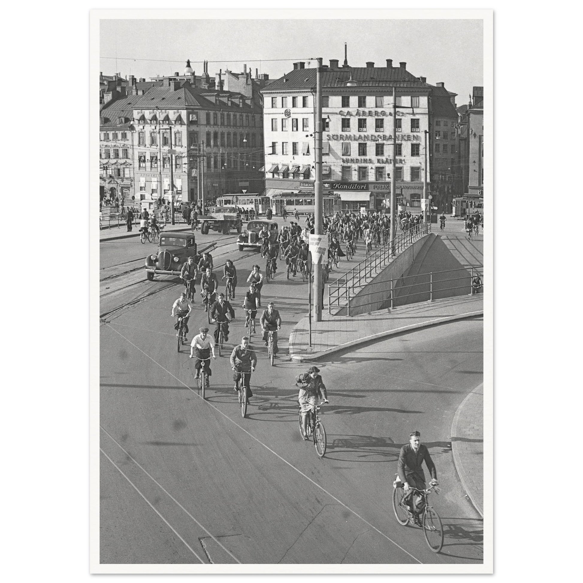 123733a4-2f54-4a30-8916-e3a4d428d6ad