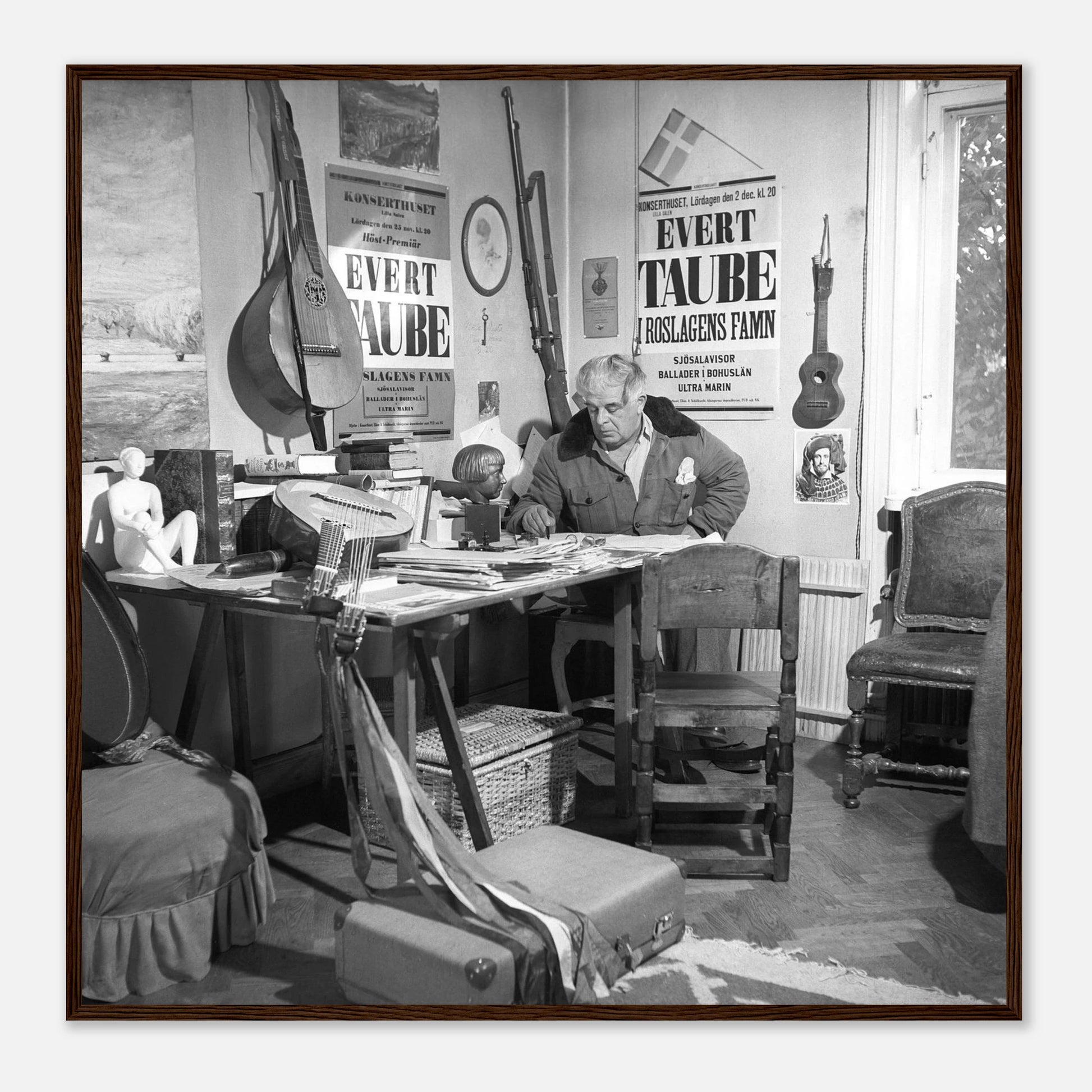 Evert Taube tavla tavlor affisch postrar affischer I roslagens famn svartvitt
