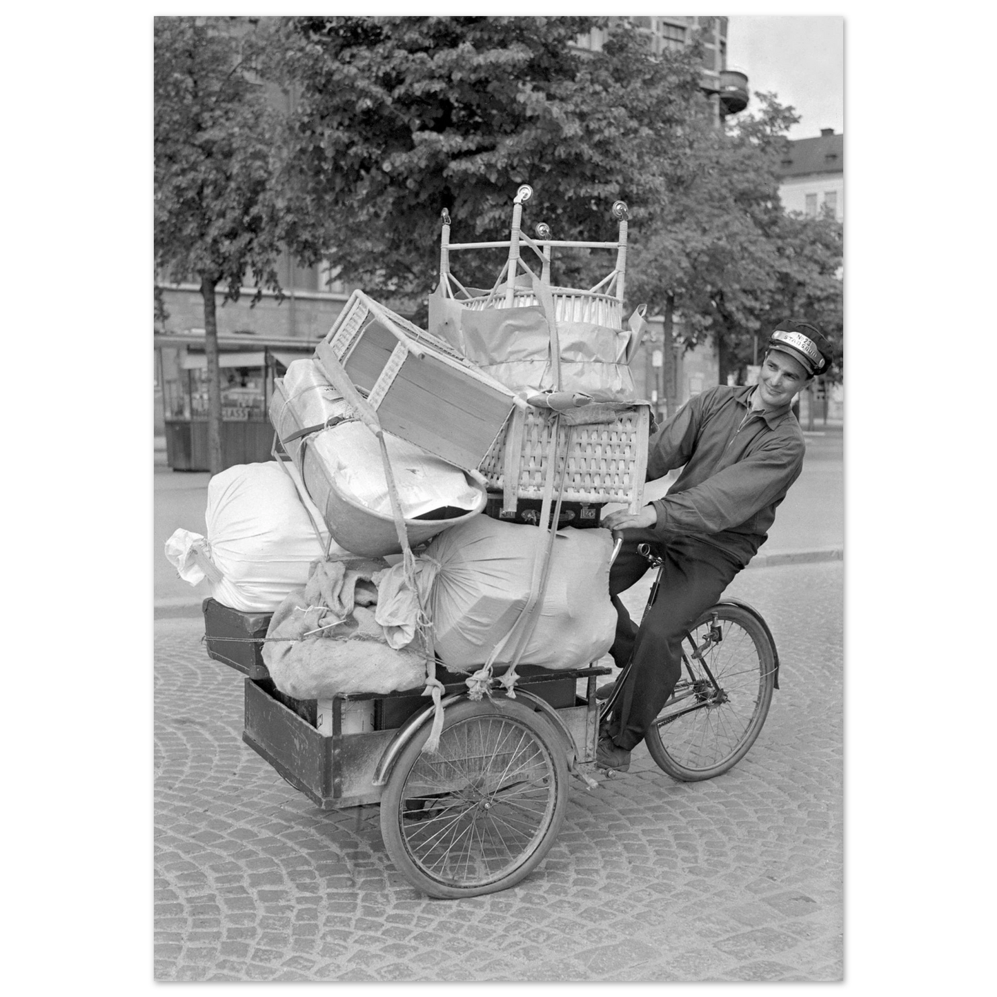 c9930bdd-a2d7-4e1e-9e64-9963c8415f81