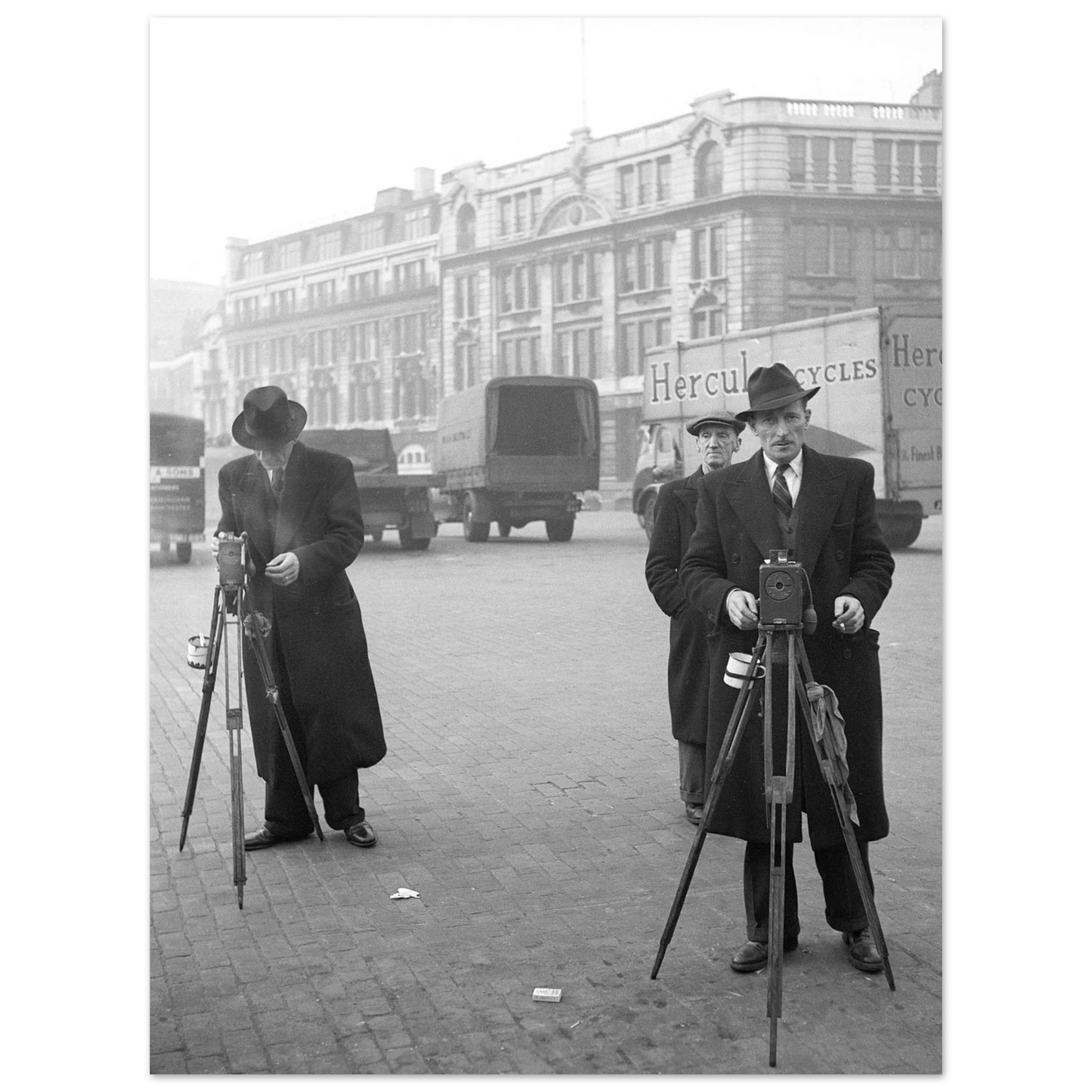 e7480a9d-c978-4aa2-b975-42db23e8e419