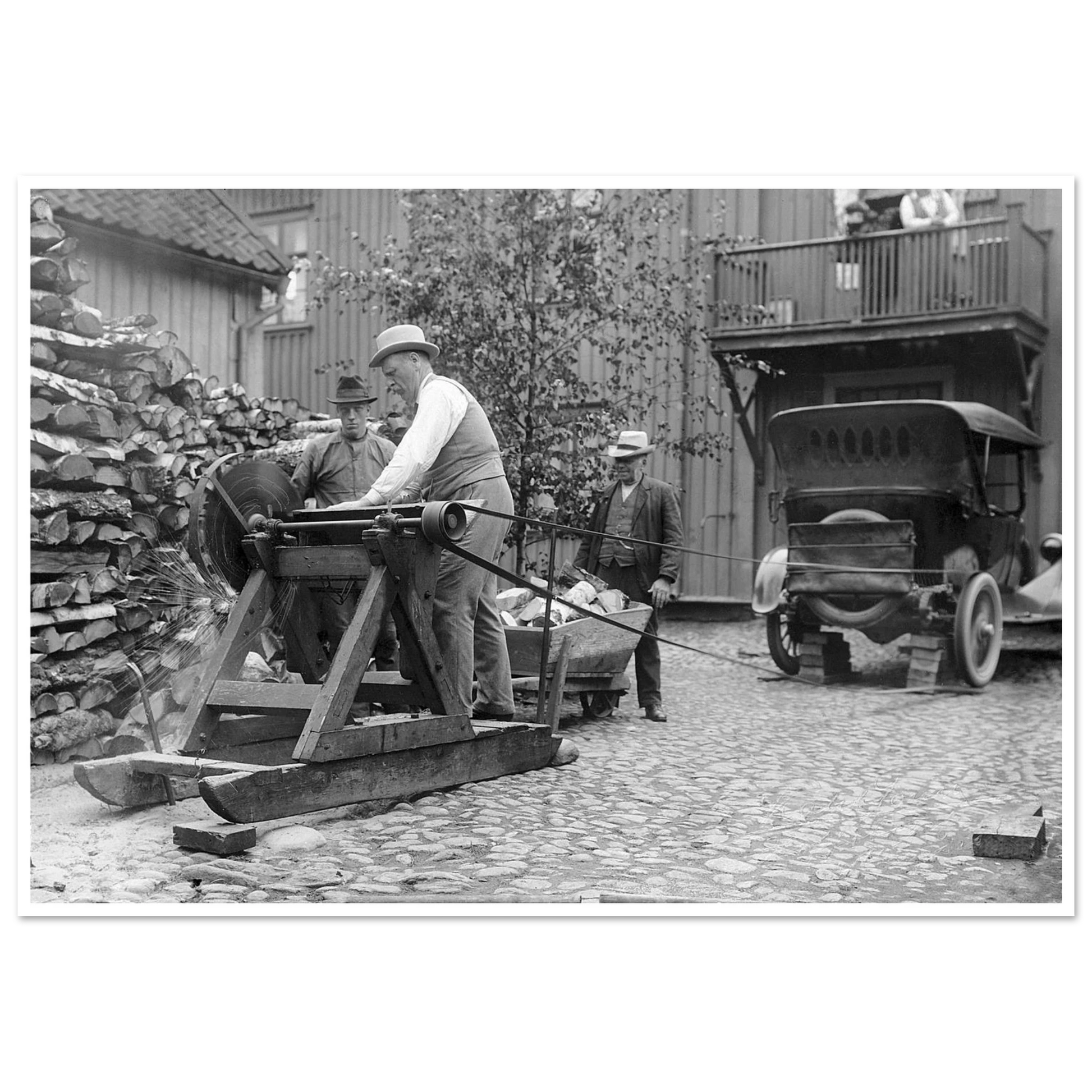 e85ccb8b-76e8-4ea7-b6c2-0b9926e2881b