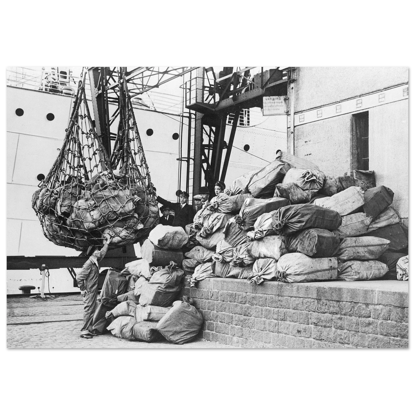 f7206304-cc30-4c54-a7f5-815079d39ba7