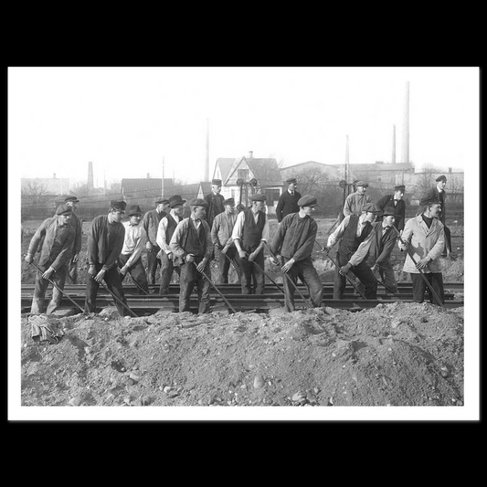 Rallarna - järnvägens hjältar - keramikmugg med färgad insida