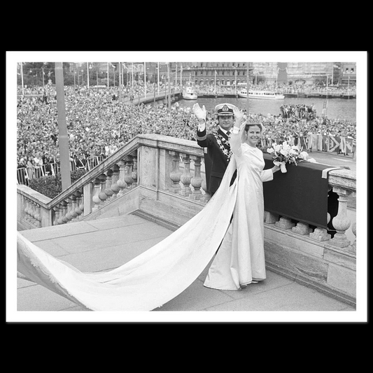 Sagobröllopet den 19 juni 1976 - keramikmugg med färgad insida